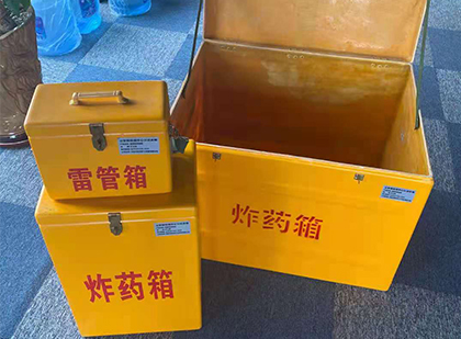 保靖玻璃雷管箱生产标准全解析：安全、性能与合规的基石